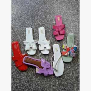 Ladies sandals 01